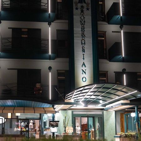 Hotel Ambrosiano Монтекатини-Терме Экстерьер фото